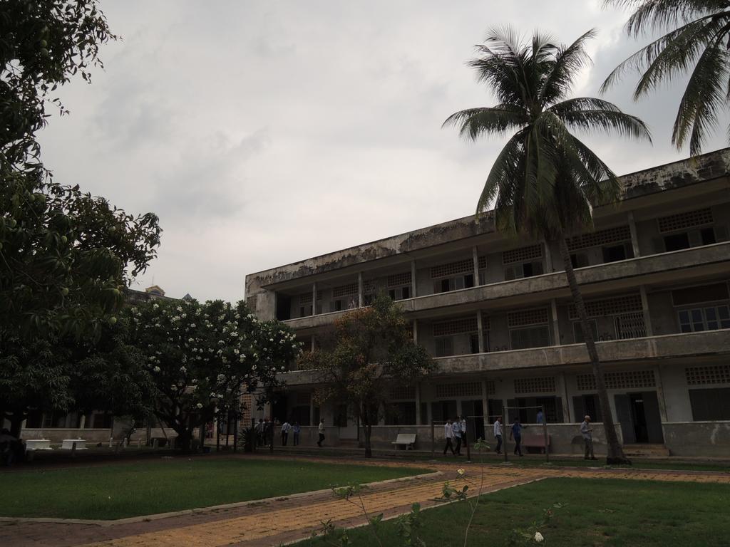The Happy House Hostel Phnom Penh Luaran gambar