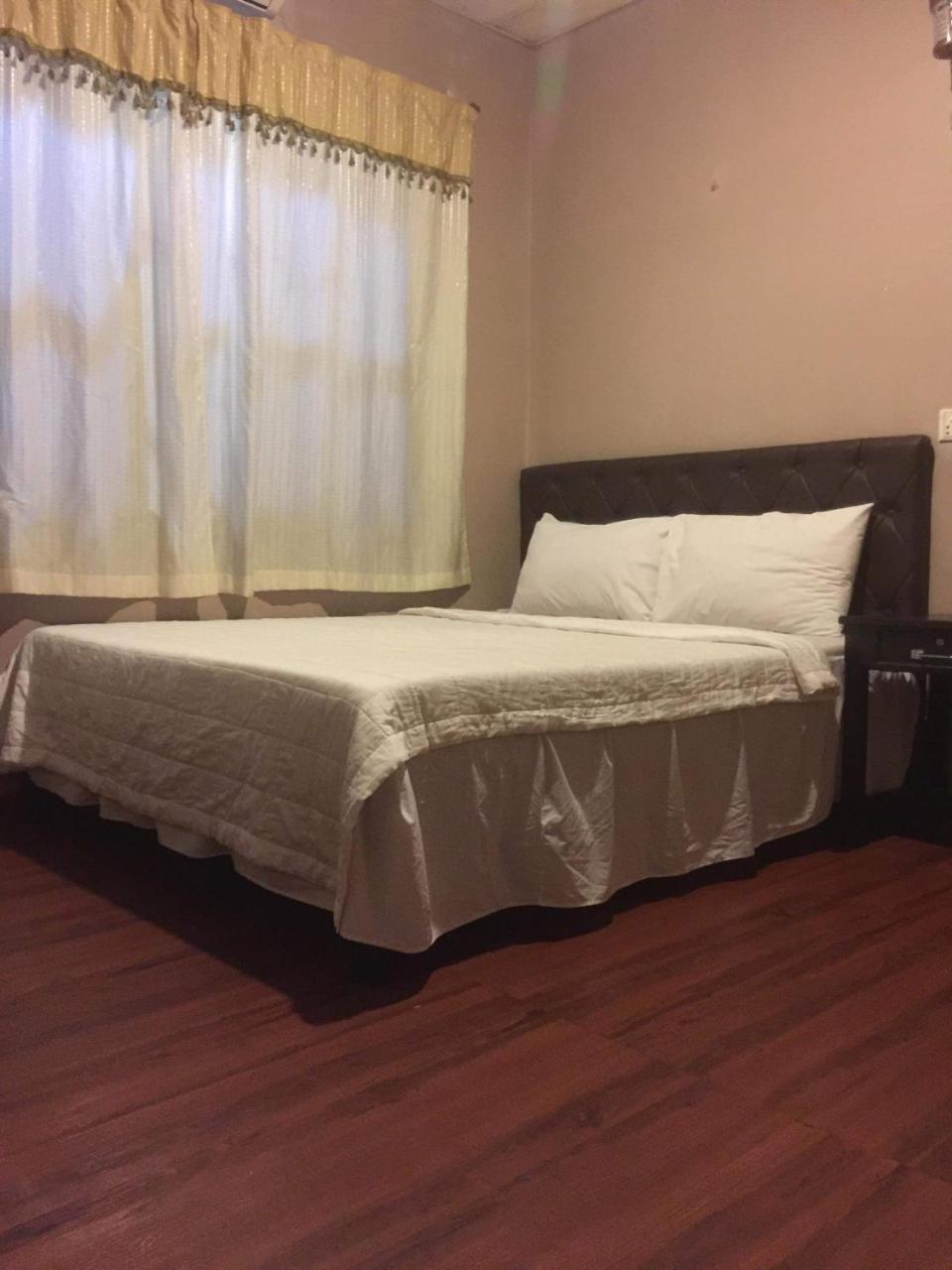 The Happy House Hostel Phnom Penh Luaran gambar